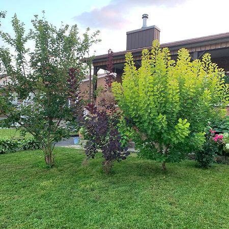 Ferienwohnung Havre Chez Guylaine Laval Exterior foto