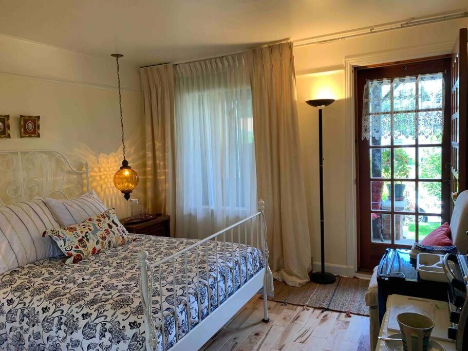 Ferienwohnung Havre Chez Guylaine Laval Exterior foto