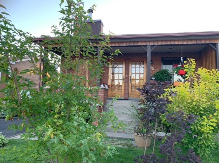 Ferienwohnung Havre Chez Guylaine Laval Exterior foto